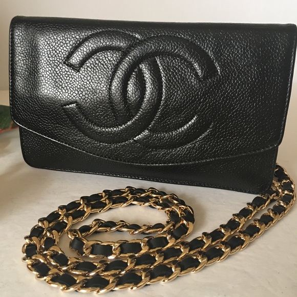 ❤️CLASSIC CHANEL WALLET ON A CHAIN ❤️ - Picture 2 of 13